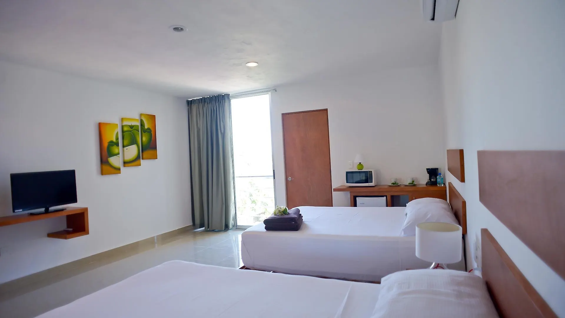 Sunrise 42 Suites Hotel Playa del Carmen